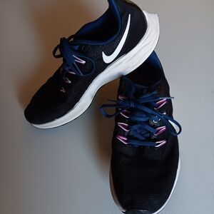 Nike Air Zoom Pegasus 36 Shoes (AQ2210-012) Preowned Black/White Women's Sz 8.5